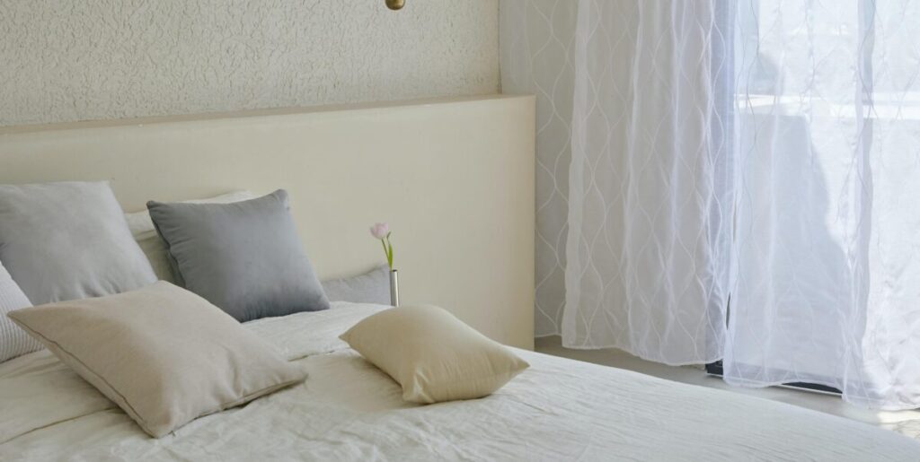 Fidder Slapen beddenspeciaalzaak Utrecht - selectie premium bedden en boxsprings van Hästen in showroom
