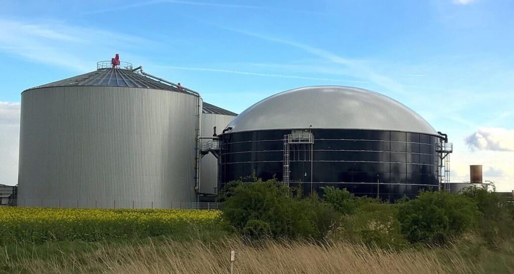 Innovaties en ontwikkelingen op het gebied van biogasproductie met focus op anaerobe vergisting en hernieuwbare energiebronne
