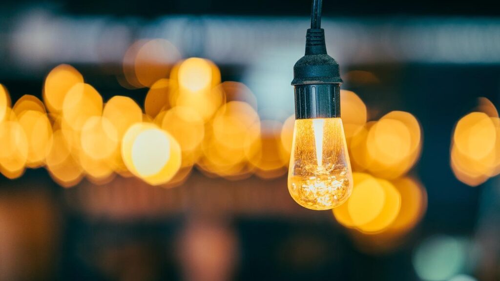 LED spotjes voor de terrasoverkapping in verschillende uitvoeringen, geschikt voor inbouw en opbouw installatie