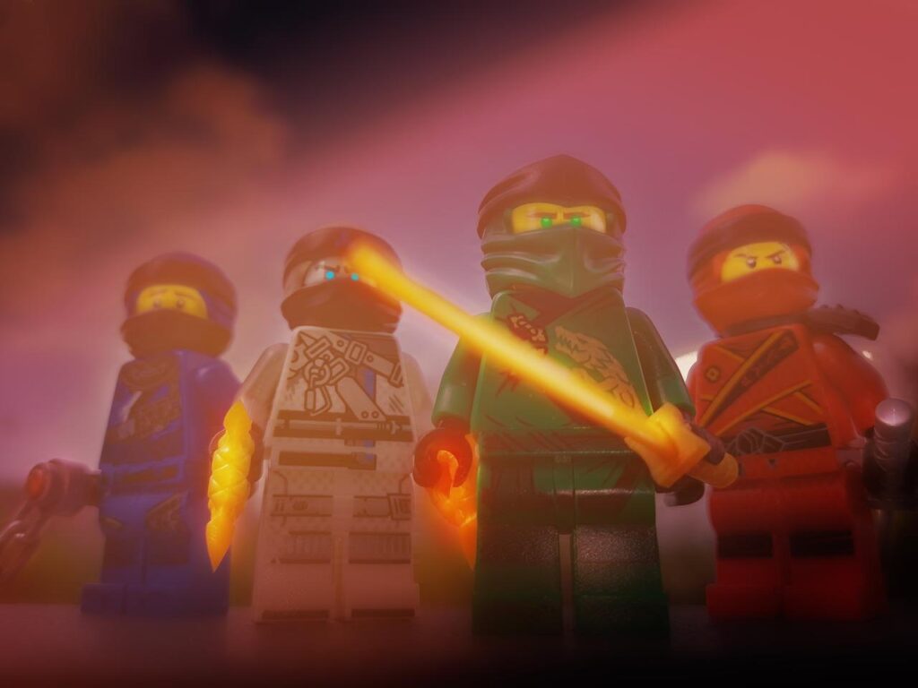 Overzicht van terugkerende Lego trends inclusief vintage sets, Ninjago en gespecialiseerde collecties voor alle fans