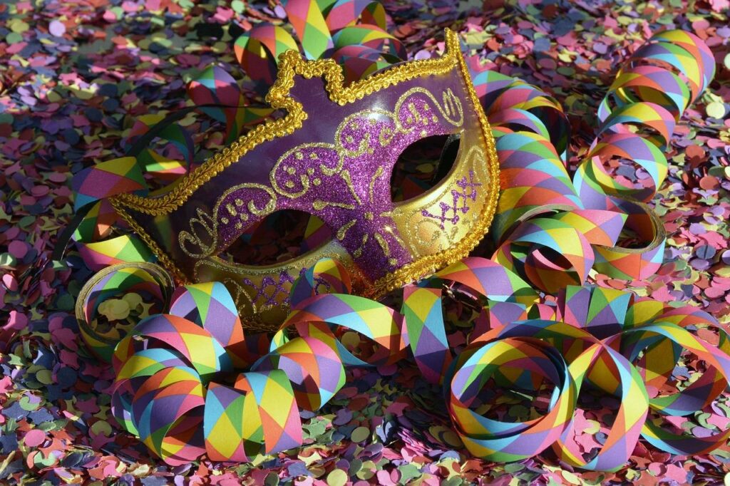 Carnaval in Eindhoven met kleurrijke parades en festiviteiten in Lampegat, waar Braintax-taxi's bezoekers veilig vervoeren