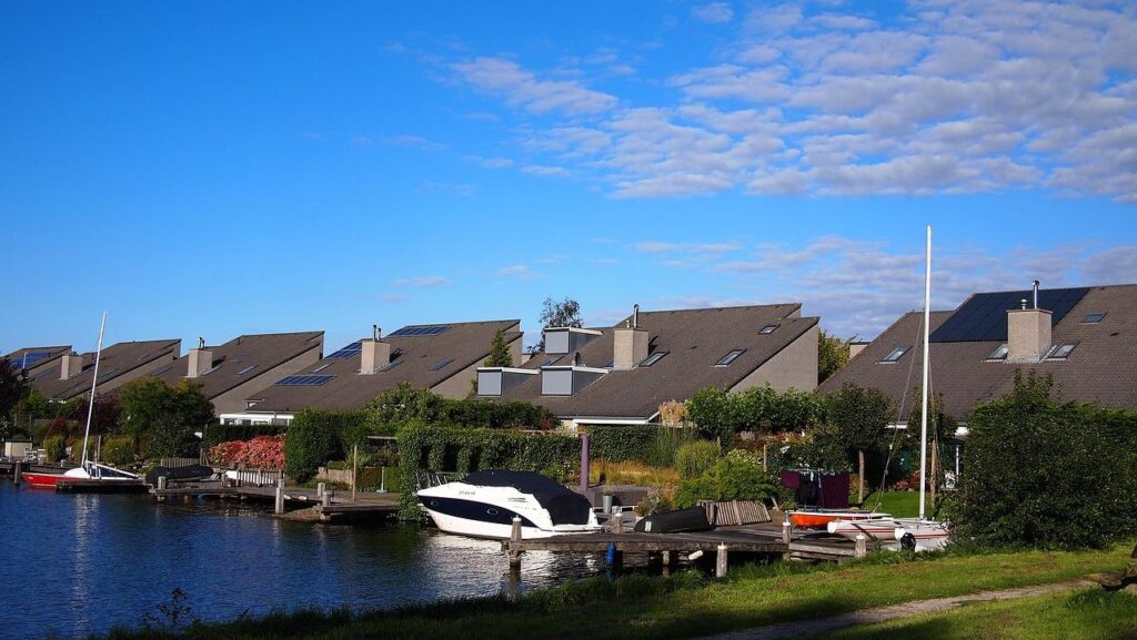 Professionele makelaar Almere begeleidt klanten door het vastgoedproces met lokale kennis en expertise