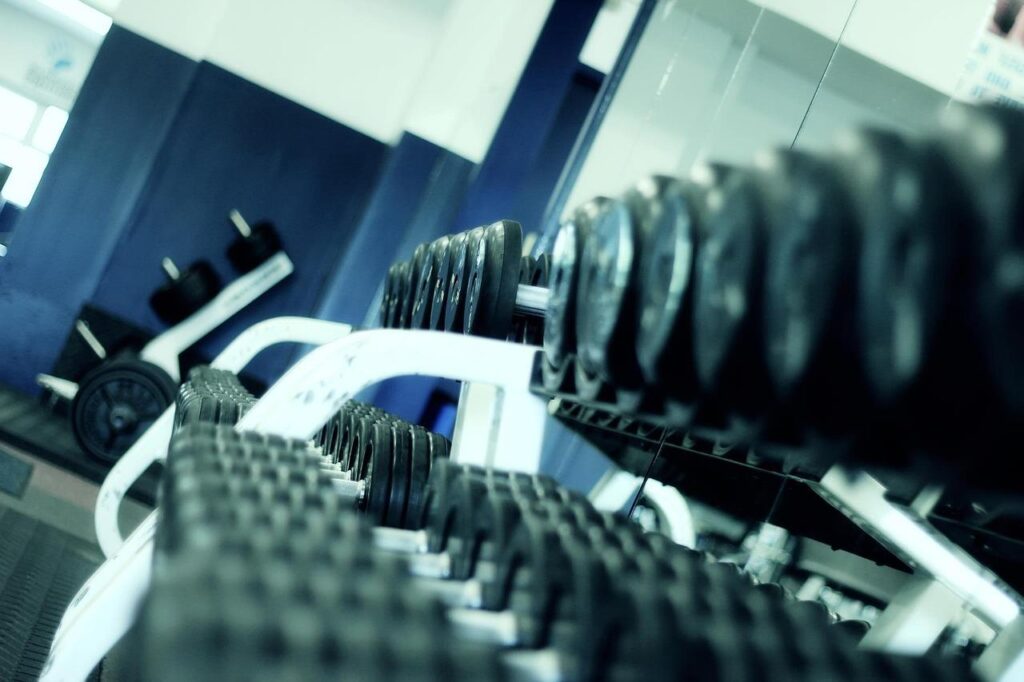 Sportschool Den Haag met moderne fitnessapparatuur en trainingsfaciliteiten voor gezonde levensstijl