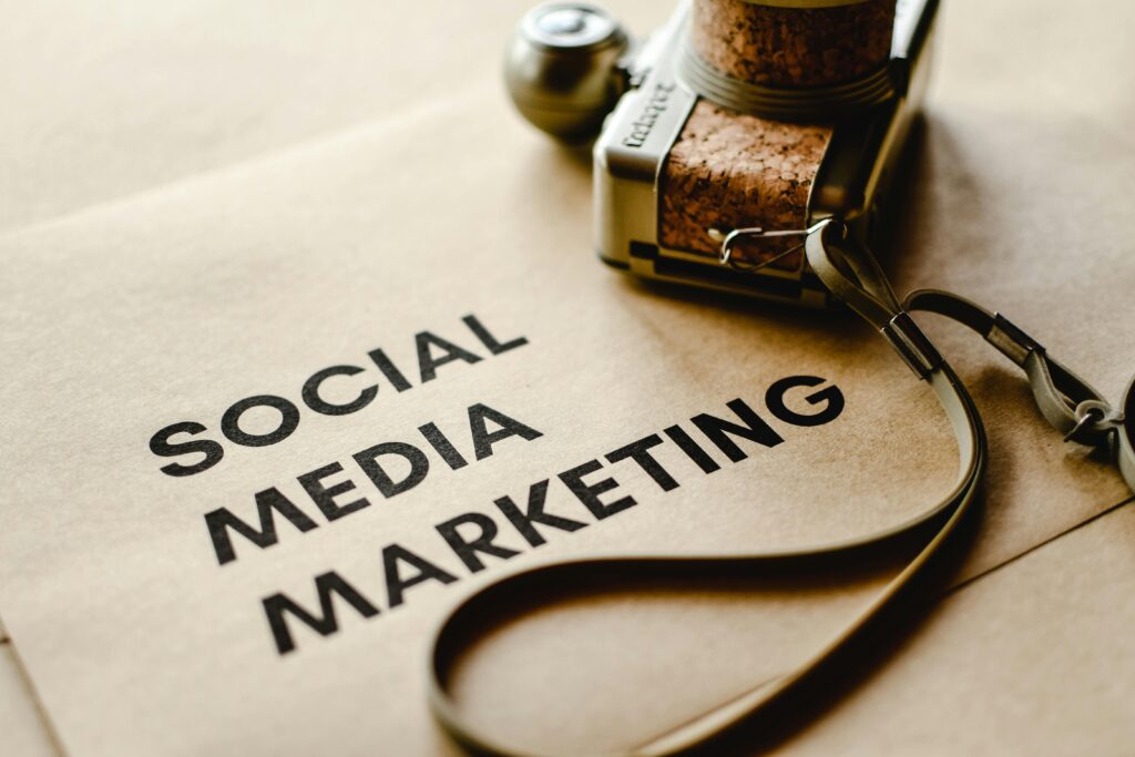 Visuele gids: hoe je meer klanten via sociale media aantrekt met gerichte strategie en tools