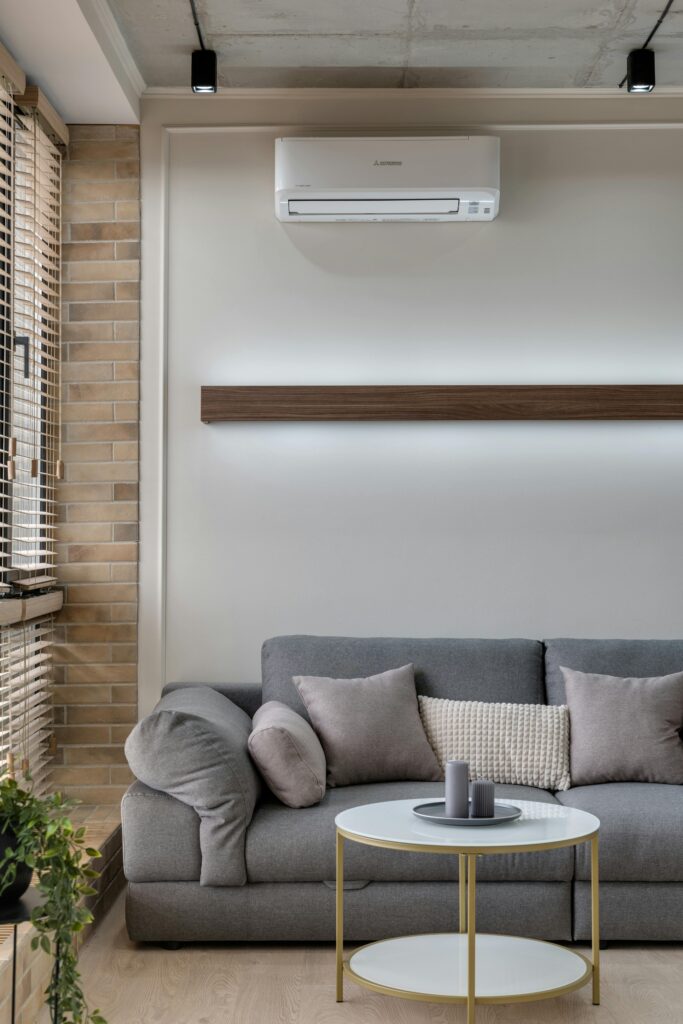 Wand geïnstalleerde airco unit geschikt voor jouw ruimte met compacte en krachtige koelcapaciteit