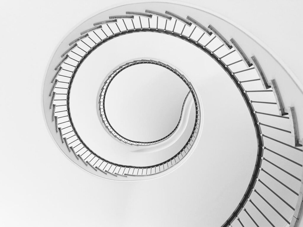 Trap renoveren met overzettreden in verschillende materialen - professionele traprenovatie service van NextStairs