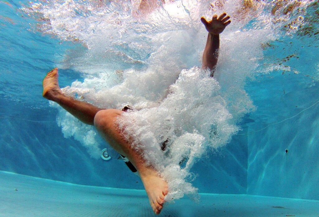 Illustratie met voordelen van een opblaasbare jacuzzi: gemak, betaalbaarheid, gezondheid en technologie